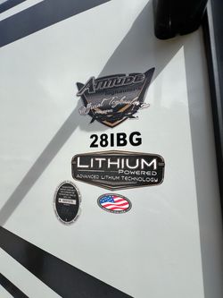 Attitude toy hauler trailer great condition 28IBG