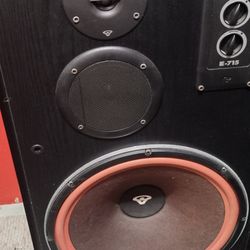Cerwin Vega E-715