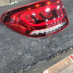 2021-22 left side taillight Benz GLC300 350E - 43AMG- 63AMG