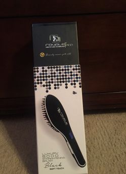 Straightening brush