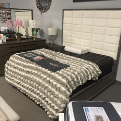 Wonderful Bedroom Set! $2,999! Easy Financing! 🚨🔥✨ 