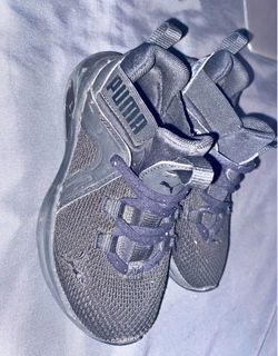 Kids shoes size 12c