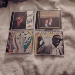 4   CDs 