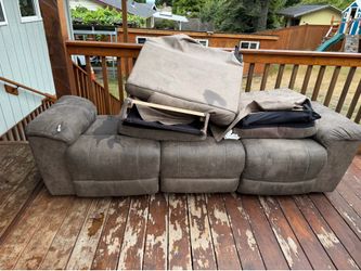 Free sofa recliner