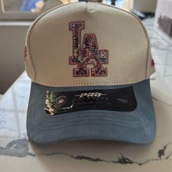 la hat strapback