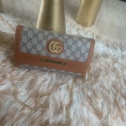 Crossbody 