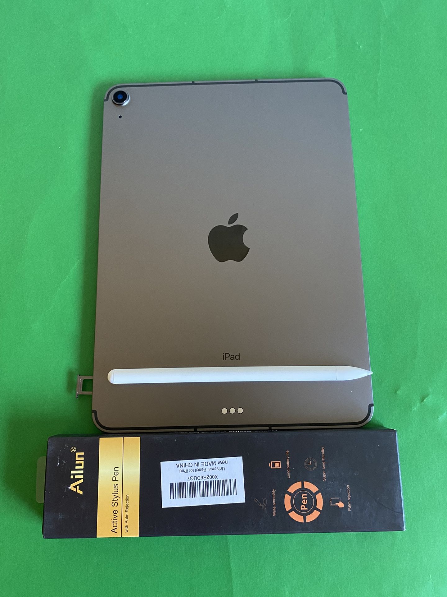 Apple IPad Air 4th Generation (10.9” Liquid Retina/ 2020 Model) 64GB Wifi +Cellular (AT&T/T-mobile / Verizon etc) with keyboard, pen & Accessories 