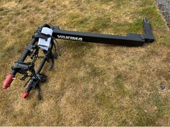 Yakima bike rack - 4 bike capacity