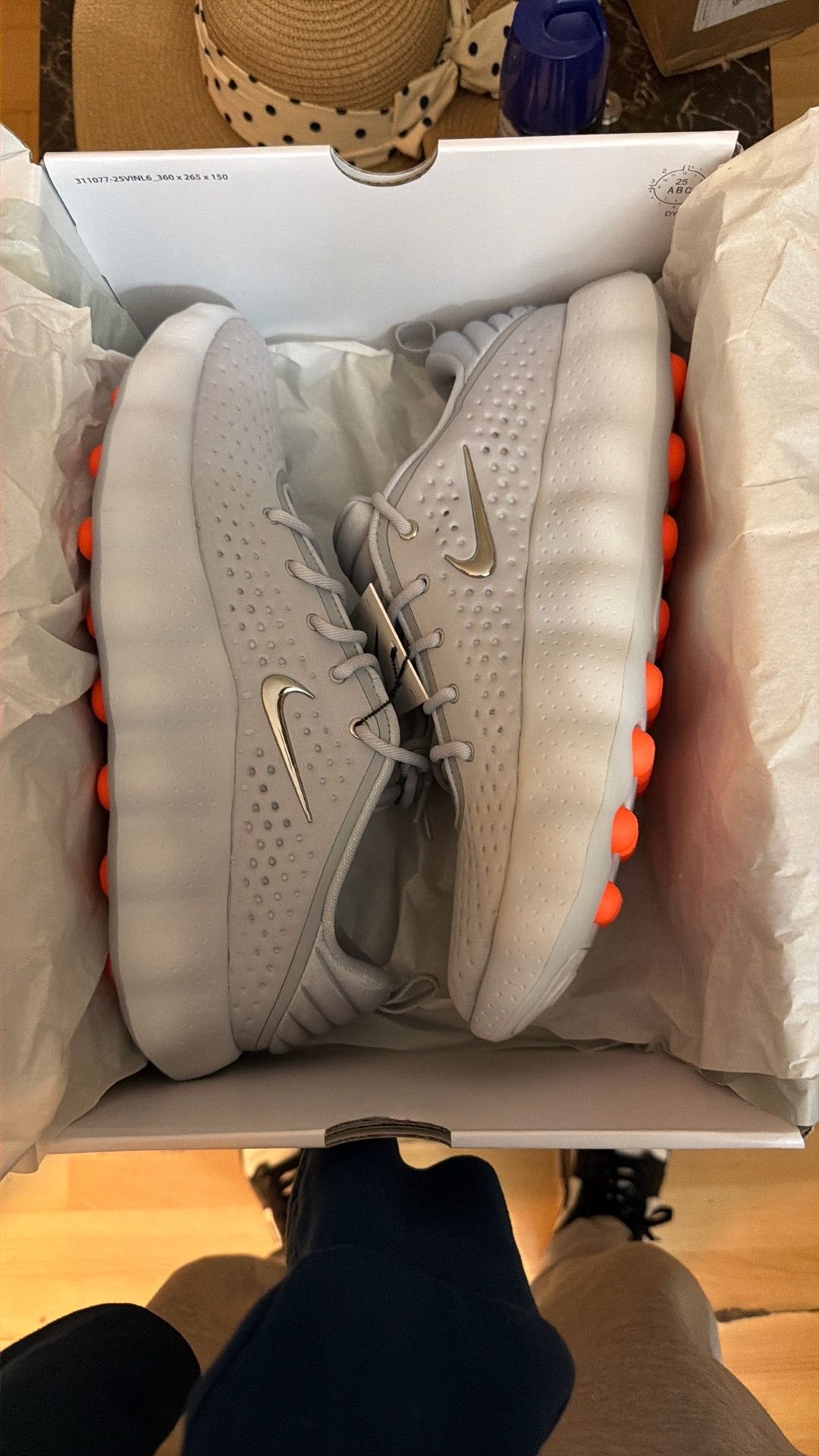 Nike mind shoes