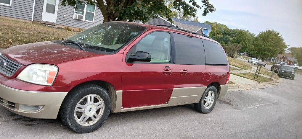 2004 Ford Freestar