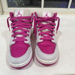 Used Air Jordan 1 Mid-fire Pink-size 4Y