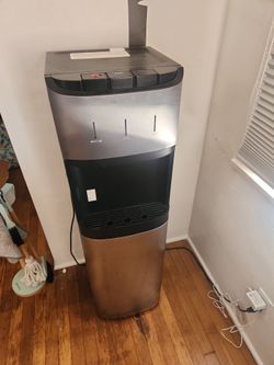 Like New Water Dispenser