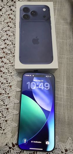 Apple unlocked 17 pro blue