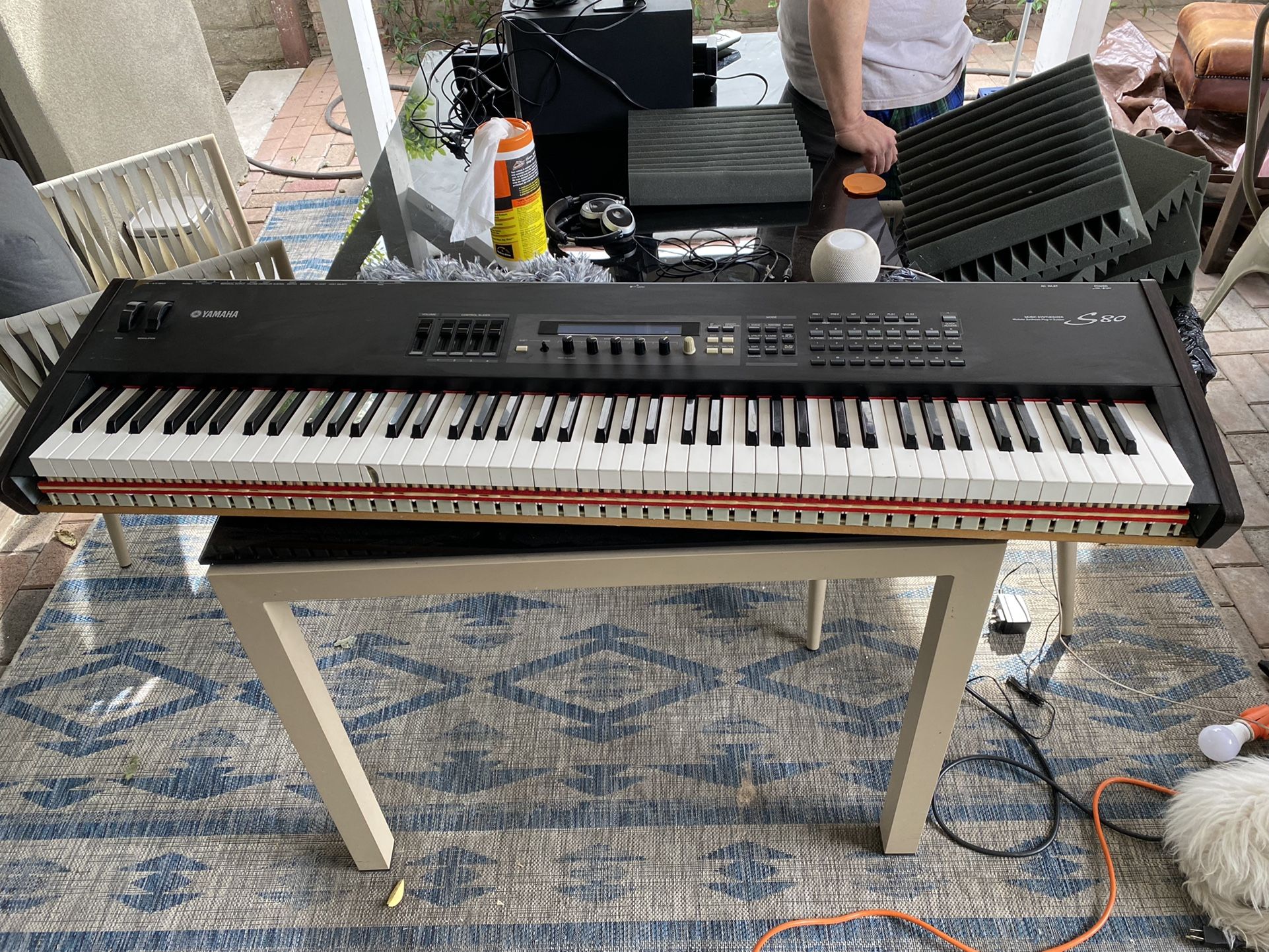 RARE YAMAHA S80 KEYBOARD W FOOT PEDAL
