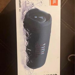 Selling Jbl 5  And Jbl Party Box 