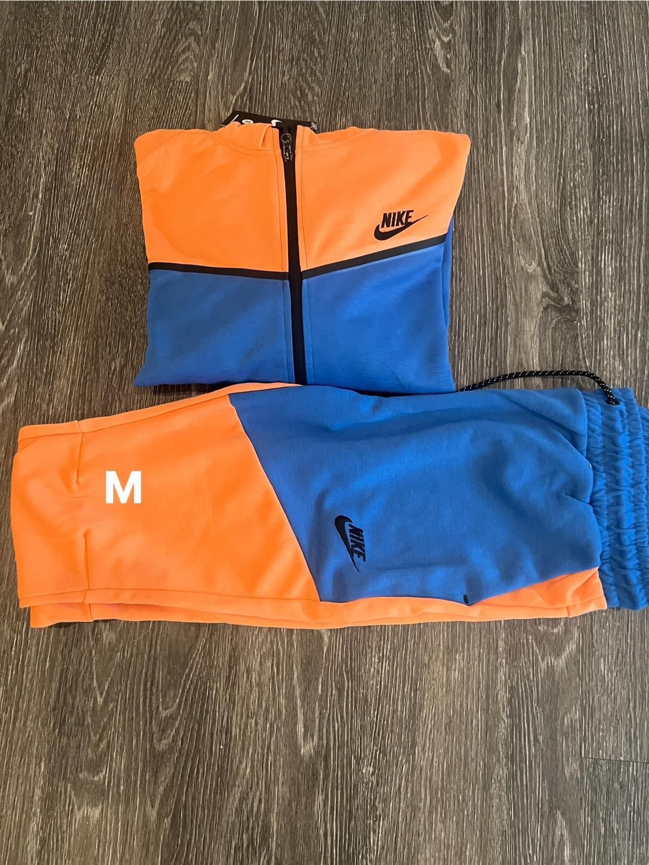 mens Nike sweatsuits sizes m left $70 each hmu 🔥💯✅