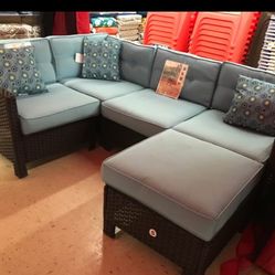 5 Piece Outdoor Patio Furniture Set. BRAND NEW.  ZEBULON NC area ! 