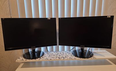 ViewSonic Monitor (1) Left Excellent Working Condition!  ** Local Pick Up Only**