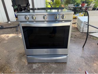 Whirlpool slide in range. Electric