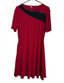 Gleelaud Women's Dress NEW Medium Red Black Minimalist Fit and Flare City Chic