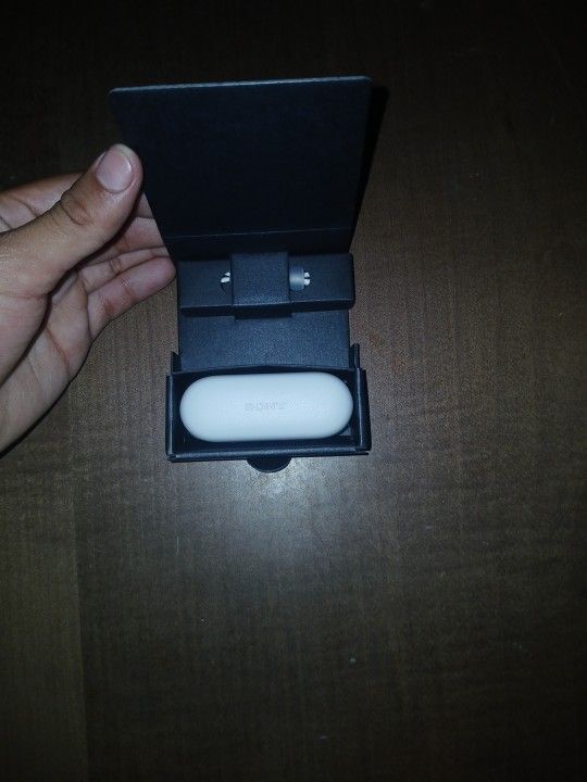 Sony WF-c700N Pods With Charger