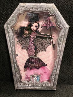 Monster High Draculaura Adult Collector Doll 2015