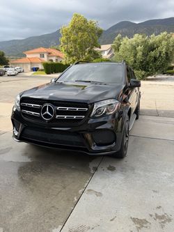 Mercedes-Benz GLS 550