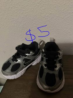 Nike toddler shoes