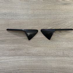 Tesla Fender Light Covers, Gloss Laminated Carbon Fiber