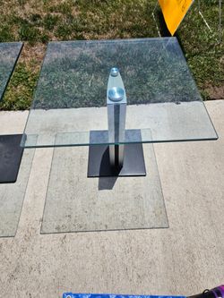 Modern Tiered Glass End Tables / Accent Tables (Set of 2)