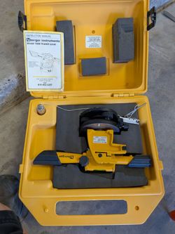 CST Berger transit level with tripod