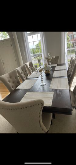 9 Pc Dinning Table Set