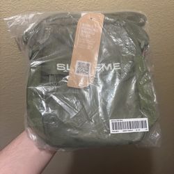 Supreme Shoulder Bag (FW22)