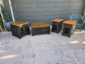 Ashley Furniture 4 piece living room furniture set (3) end Tables (1) coffee table read description for details