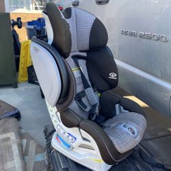 Brotar Advocate Clicktight