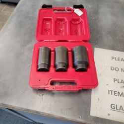 Mac Tools Fwd Axle Nut 12 Point Socket Set. Model #: AS4549