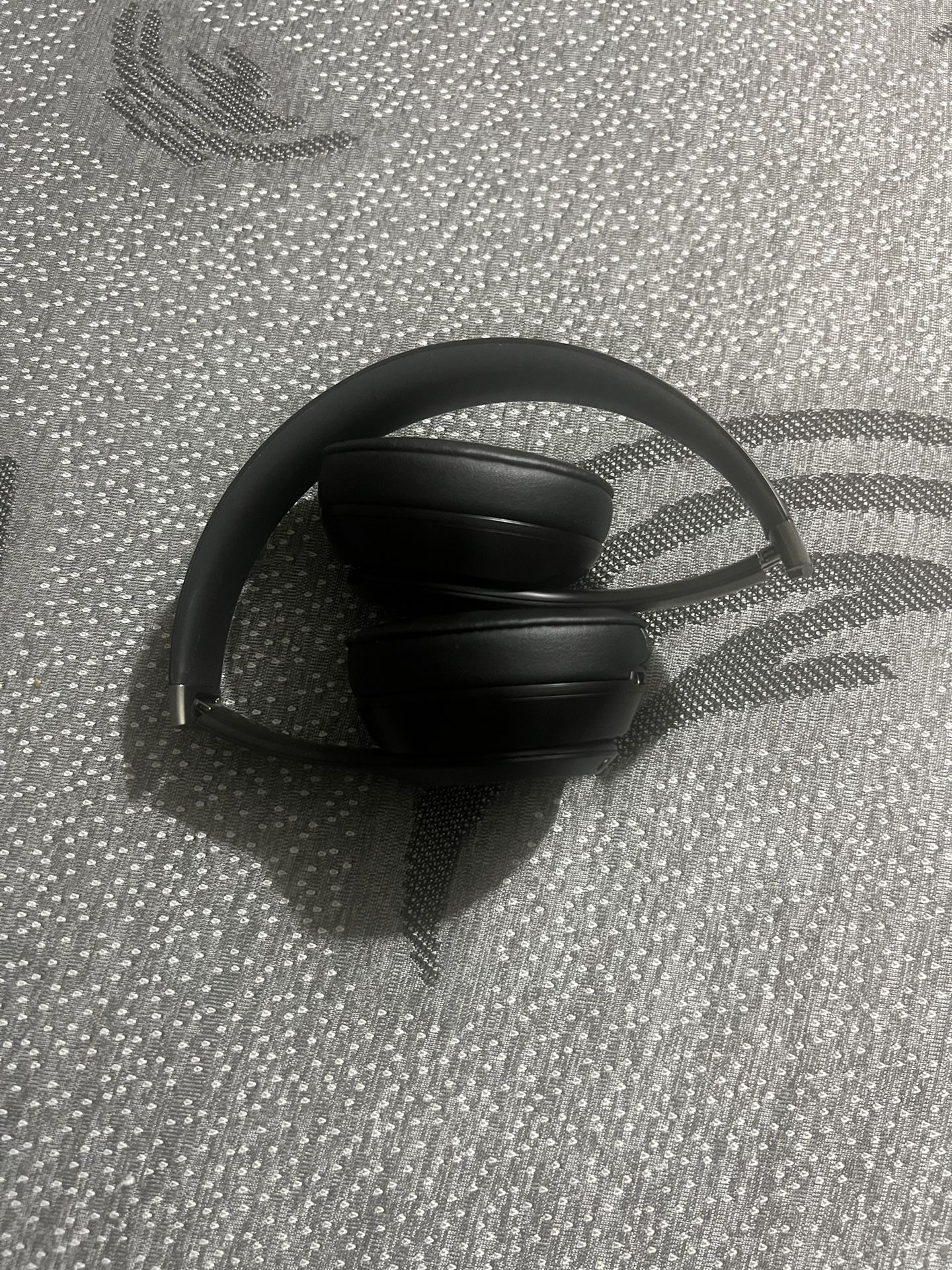 Beats Solo 4