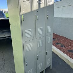 Uline Double Tier  Lockers 