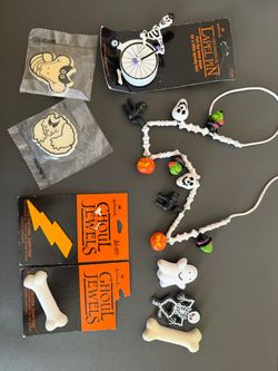 Vintage Nostalgic Hallmark Halloween Pins & Brooches