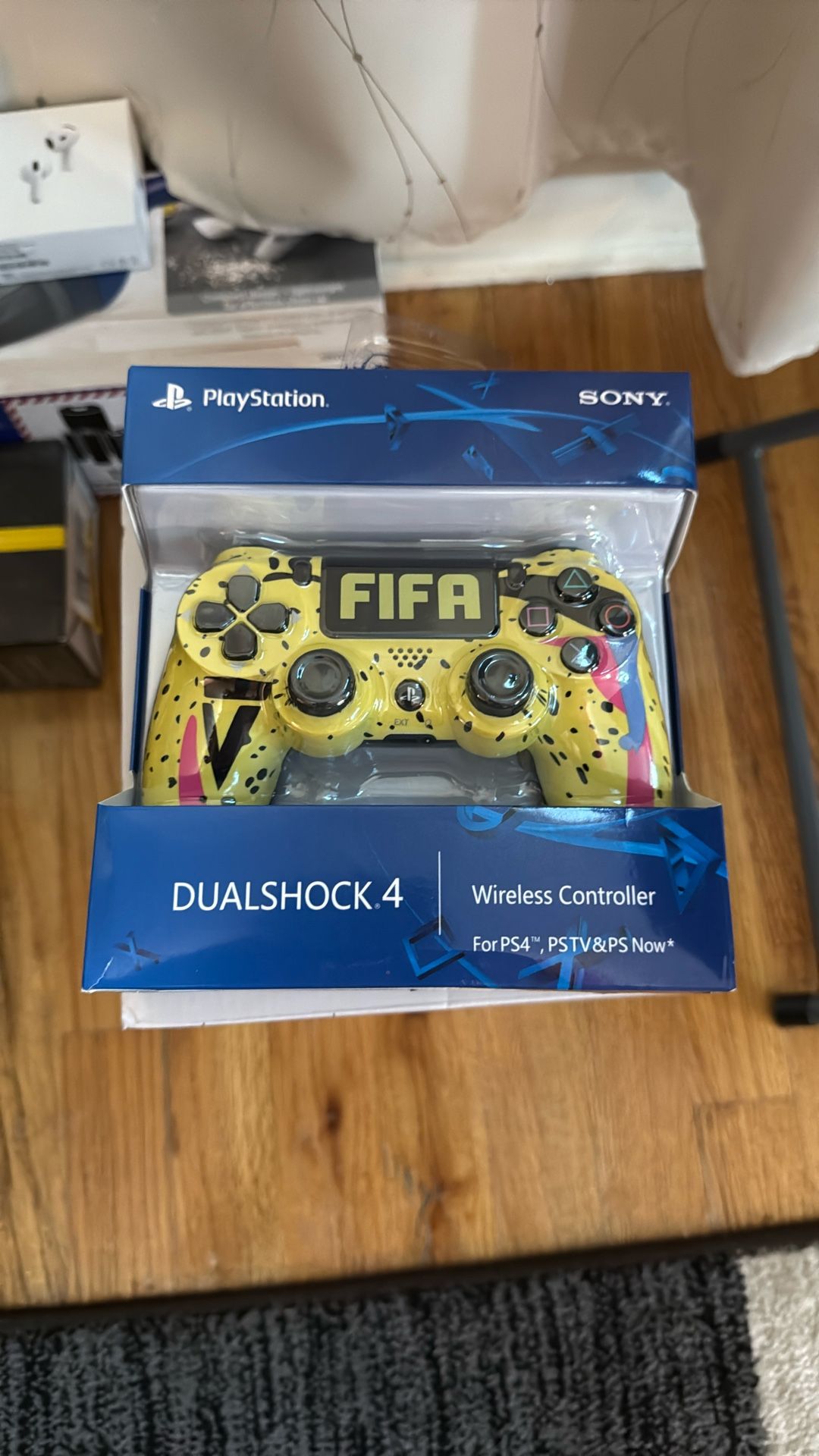 PS4 Controller