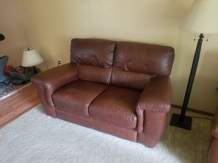 Couch Love Seat Leather No Tears Good Shape
