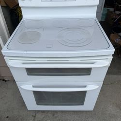 GE PROFILE ELECTRIC OVEN