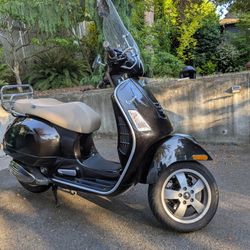 2015 Vespa GTS300