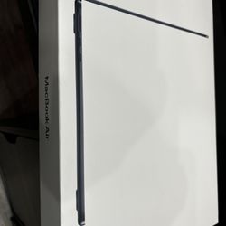 MacBook Air M2 2022 - Midnight - 512GB / 8GB / 10-Core GPU + Box 