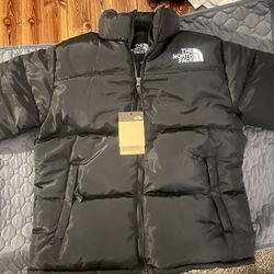 The North Face Puffer 
