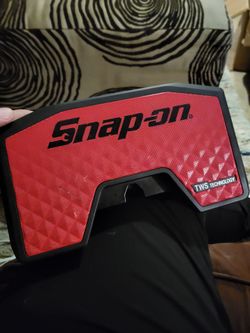 Snap On TWS Portable Wireless Bluetooth Speaker Model CTBTSP861R
Mint Condition