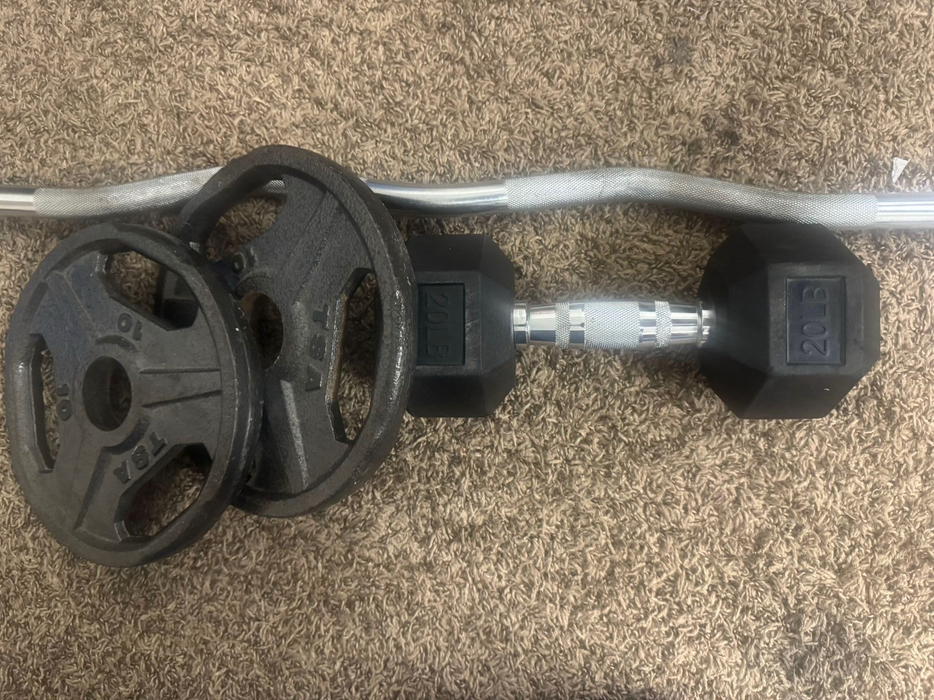 •One Curl Bar•Two 10lbs TSA weights•20lb Rubber Hex Dumbbell (Single)