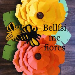 Set Of 2 Flowers With Leaves And 2 🐝🐝 Or 🦋🦋