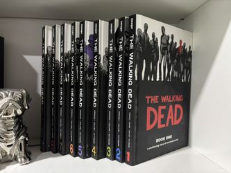 The Walking Dead Series 1-9 Hardcover