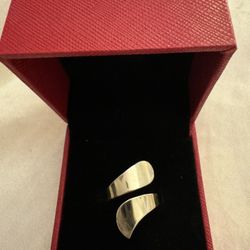 Silver Ring Size 7.5. $10